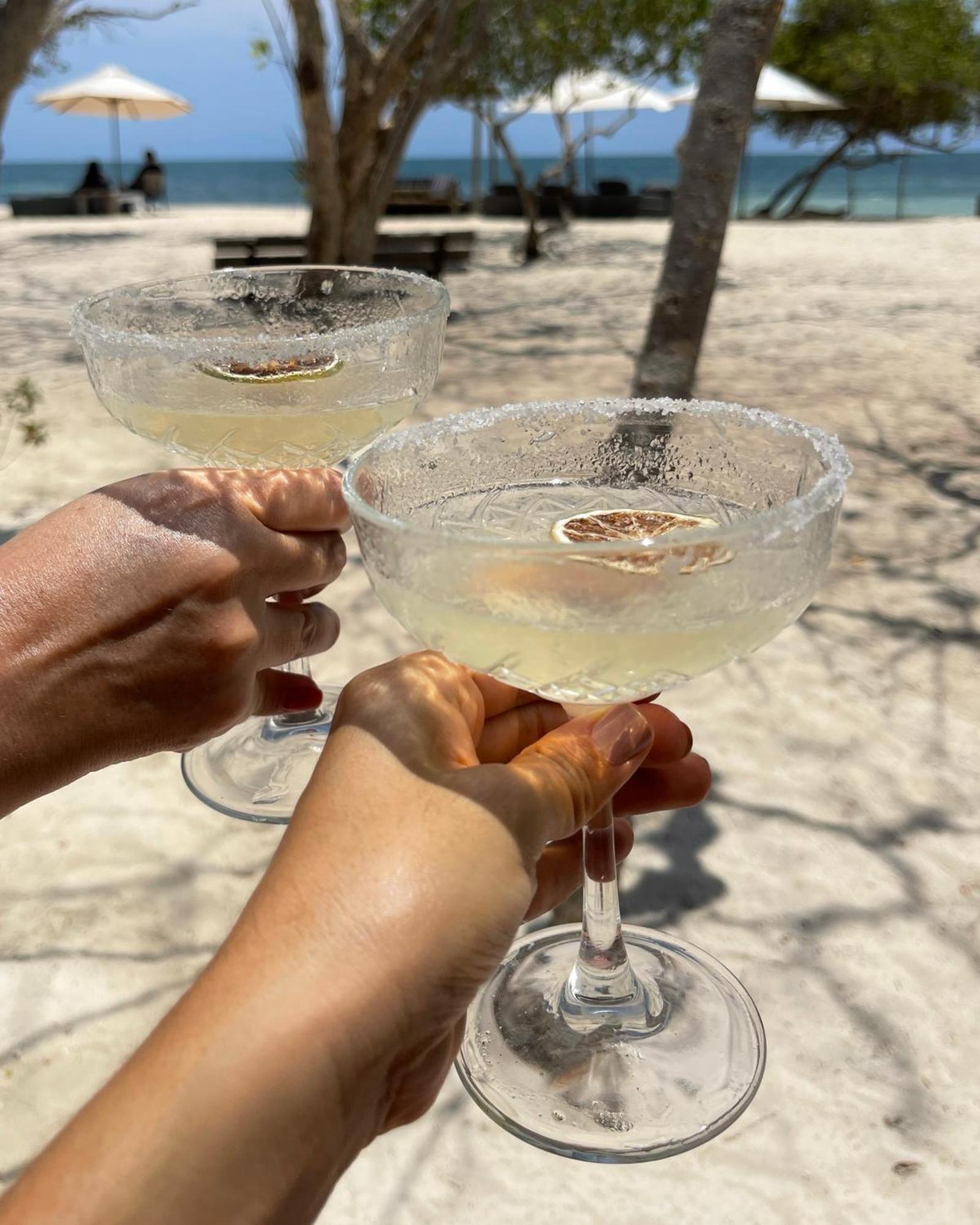 Sabai Beach Hotel Isla Barú エクステリア 写真
