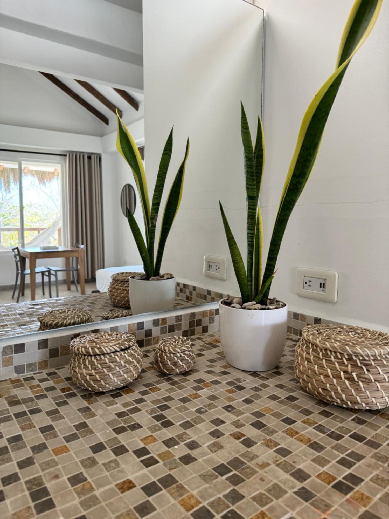 Sabai Beach Hotel Isla Barú エクステリア 写真
