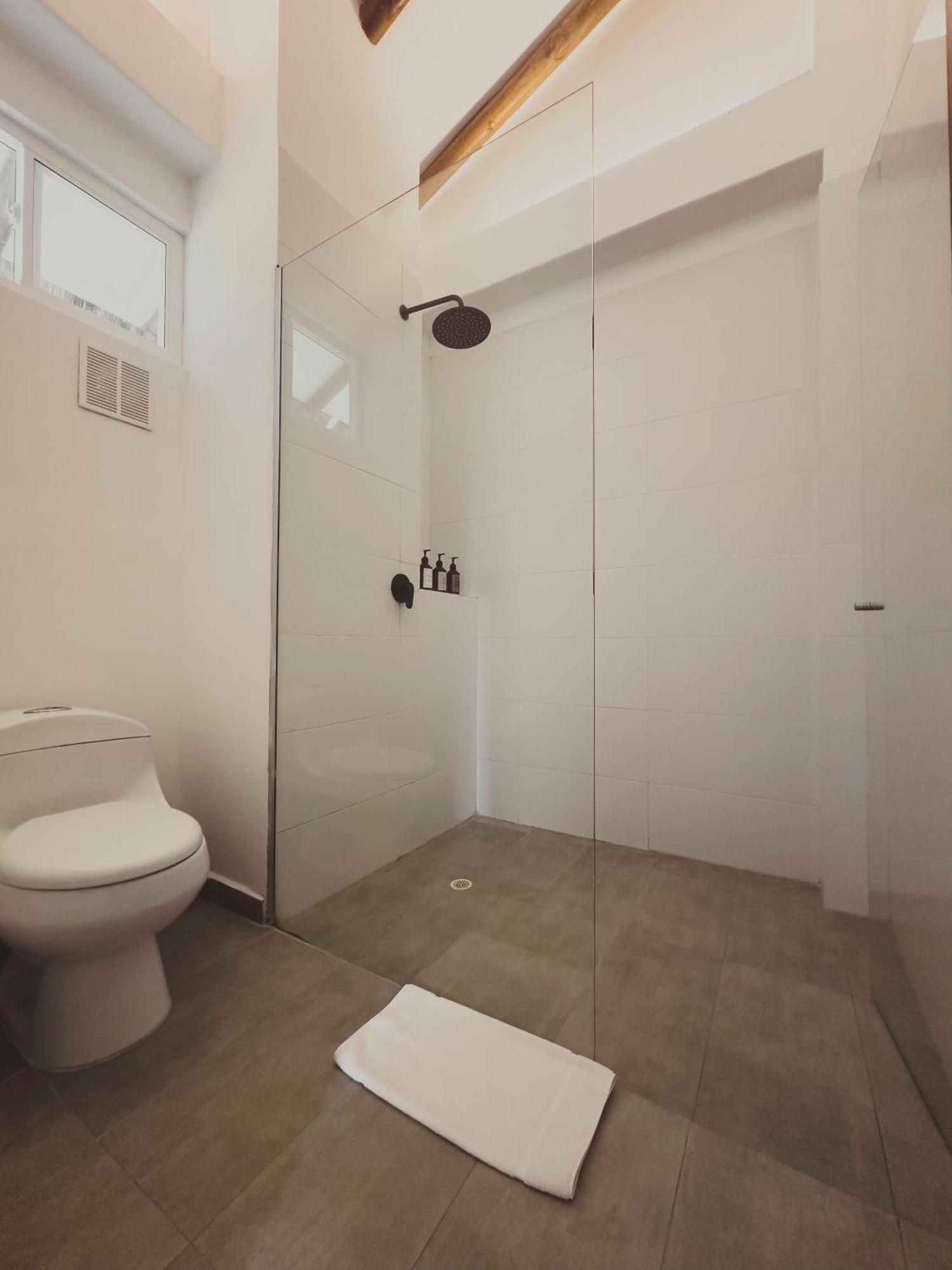 Sabai Beach Hotel Isla Barú エクステリア 写真