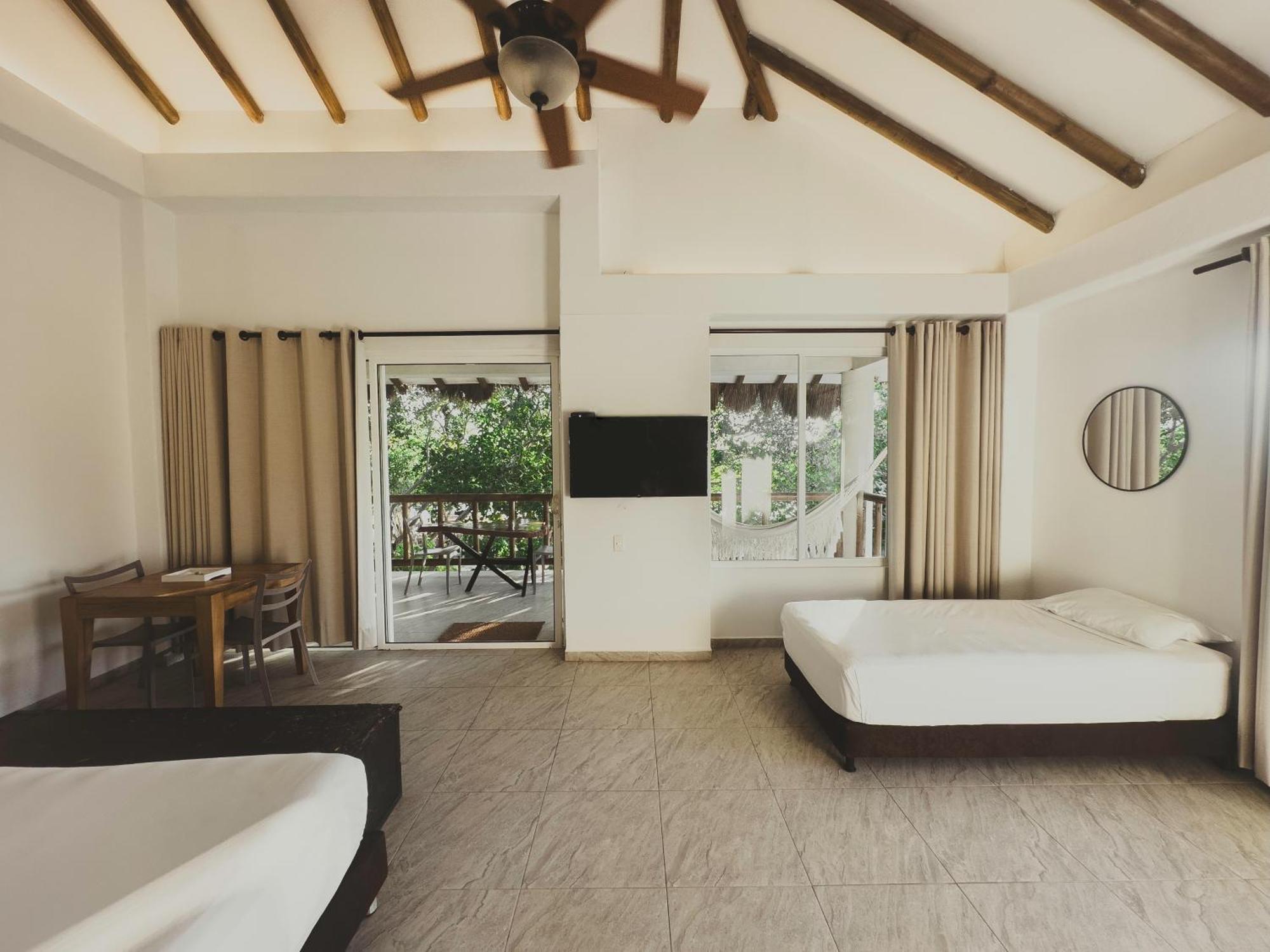 Sabai Beach Hotel Isla Barú エクステリア 写真